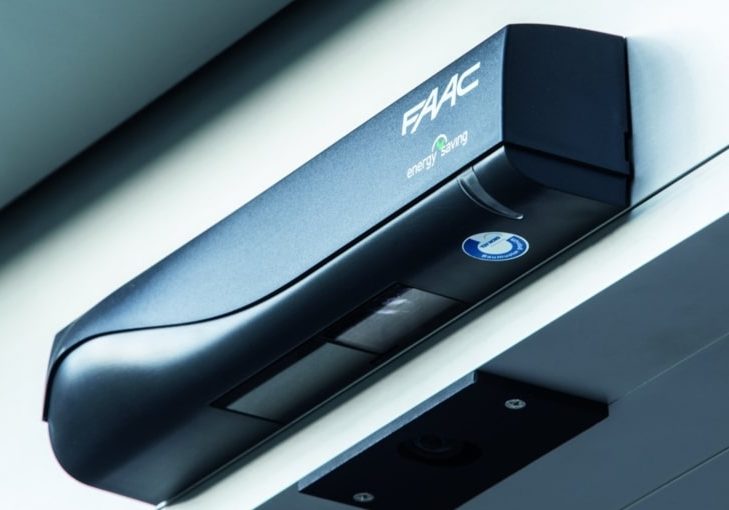 Radares e comandos para portas automáticas FAAC
